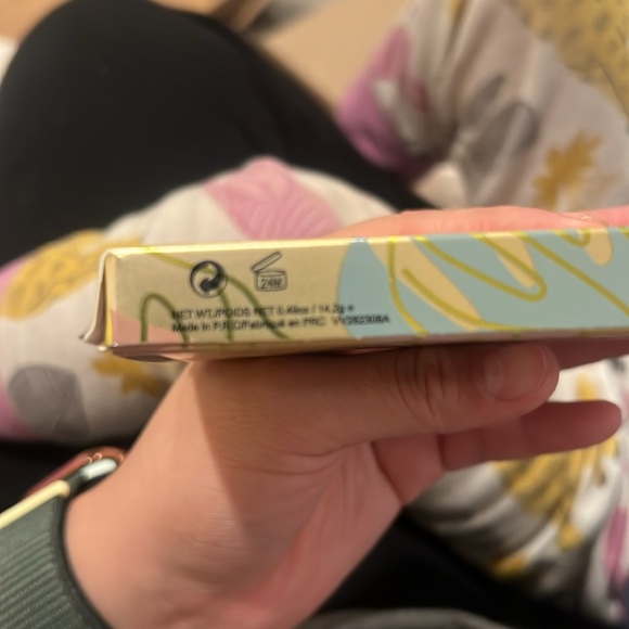 Violet Voss Pretty in Paradise - Picture 10 of 11